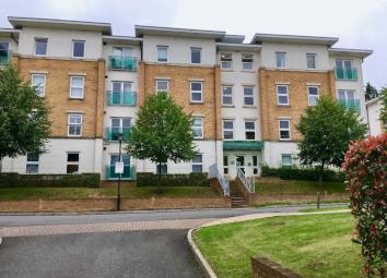 Flat To Rent in Leatherhead
