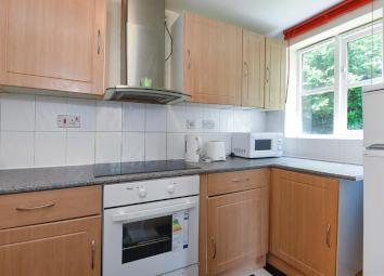 Flat For Sale in Barnet