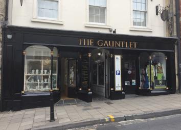 Flat To Rent in Glastonbury