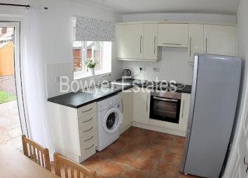 Semi-detached house To Rent in Northwich