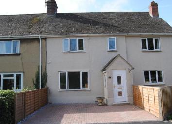 3 Bedroom End terrace house to rent