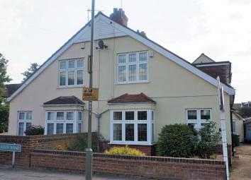 Semi-detached house For Sale in Chislehurst