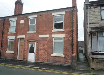 Flat To Rent in Cannock