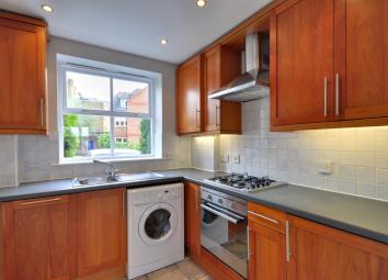 Flat To Rent in Rickmansworth