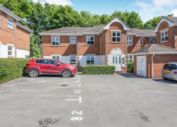 Flat To Rent in Basingstoke