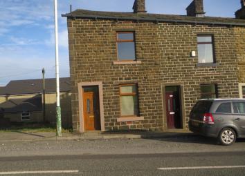 End terrace house To Rent in Bacup
