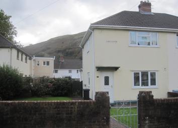 Semi-detached house To Rent in Swansea
