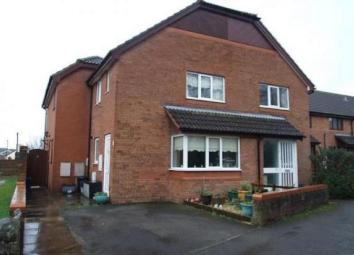 End terrace house To Rent in Caldicot