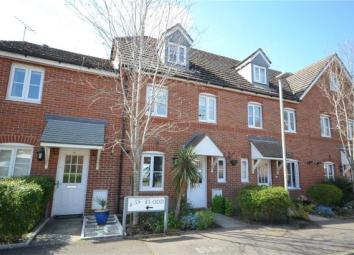 Terraced house For Sale in Reading