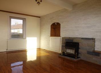 Semi-detached house To Rent in Kilmarnock