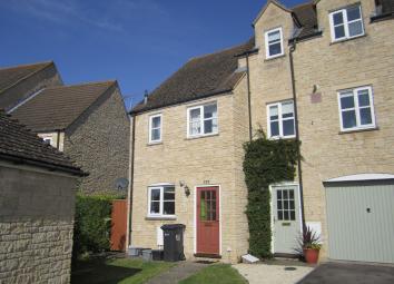 End terrace house To Rent in Lechlade