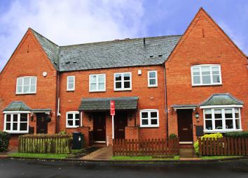 Terraced house To Rent in Solihull