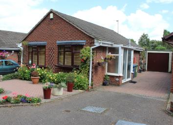 Detached bungalow For Sale in Tamworth