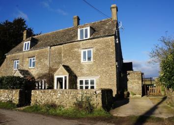 Cottage To Rent in Stroud