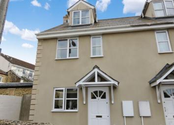 Semi-detached house To Rent in Ilminster