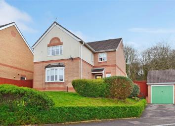 Detached house For Sale in Blackwood