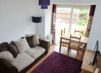 End terrace house To Rent in Banbury