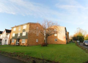 Flat To Rent in Sutton