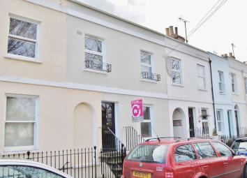 Flat To Rent in Cheltenham