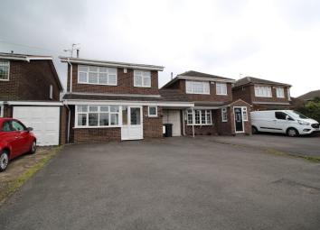 3 Bedroom Detached house to rent
