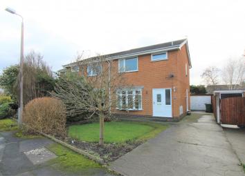 Semi-detached house For Sale in Poulton-Le-Fylde
