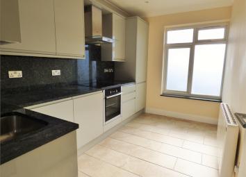 Flat To Rent in Greenford