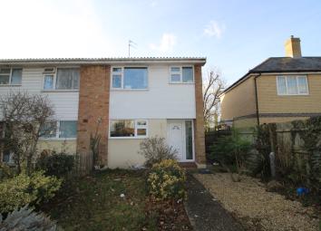 Semi-detached house To Rent in Colchester