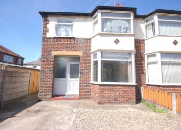 End terrace house To Rent in Blackpool