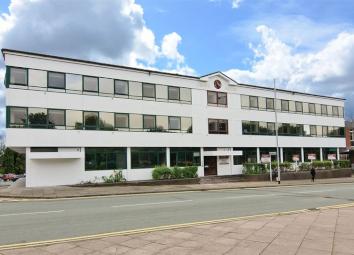 Flat To Rent in Cannock