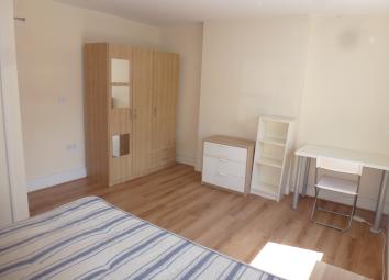 Maisonette To Rent in Cardiff