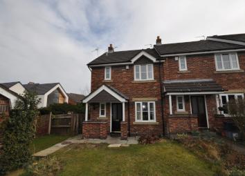 End terrace house To Rent in Chester