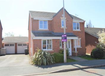 Detached house For Sale in Ellesmere Port