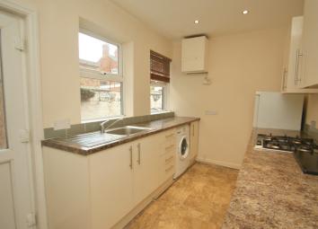 Terraced house To Rent in Northwich