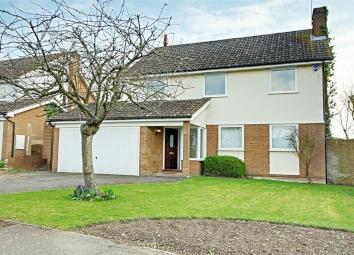 Detached house For Sale in Harlow