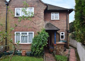 Flat To Rent in Rickmansworth