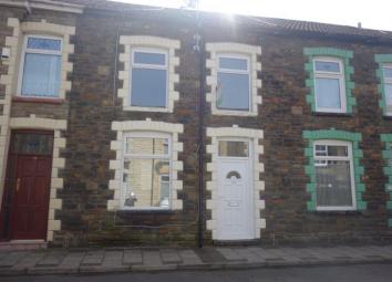 Terraced house To Rent in Porth