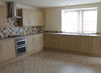Cottage To Rent in Bury