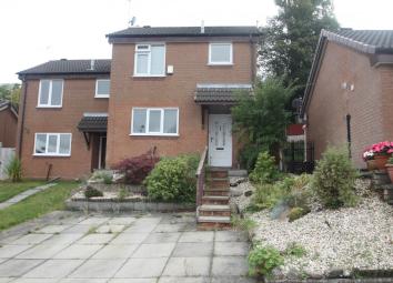 Semi-detached house To Rent in Northwich