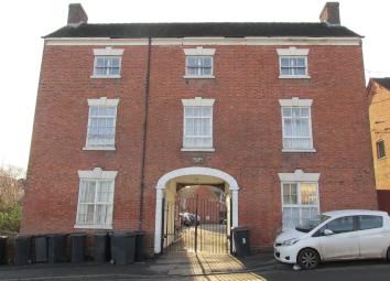 Flat To Rent in Atherstone