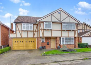 Detached house For Sale in Benfleet