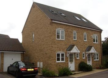 3 Bedroom Semi-detached house to rent