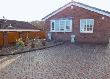 Detached bungalow To Rent in Stoke-on-Trent