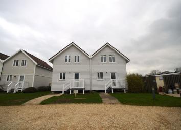 Semi-detached house To Rent in Cirencester