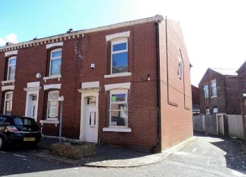 Terraced house To Rent in Blackburn