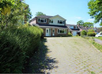 Detached house For Sale in Haslemere