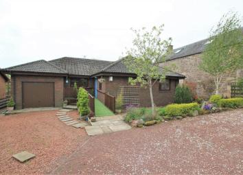 Detached bungalow For Sale in Lanark