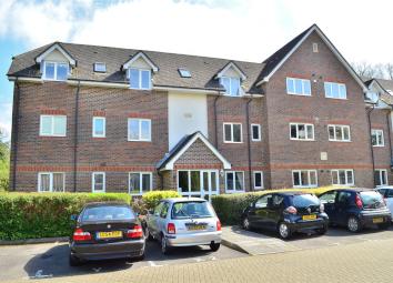 Flat For Sale in East Grinstead