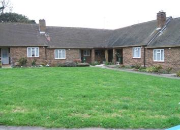 Flat To Rent in Waltham Cross