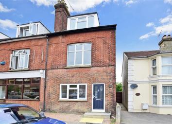 Flat For Sale in Crowborough