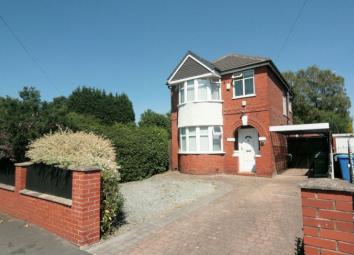 Detached house To Rent in Sale
